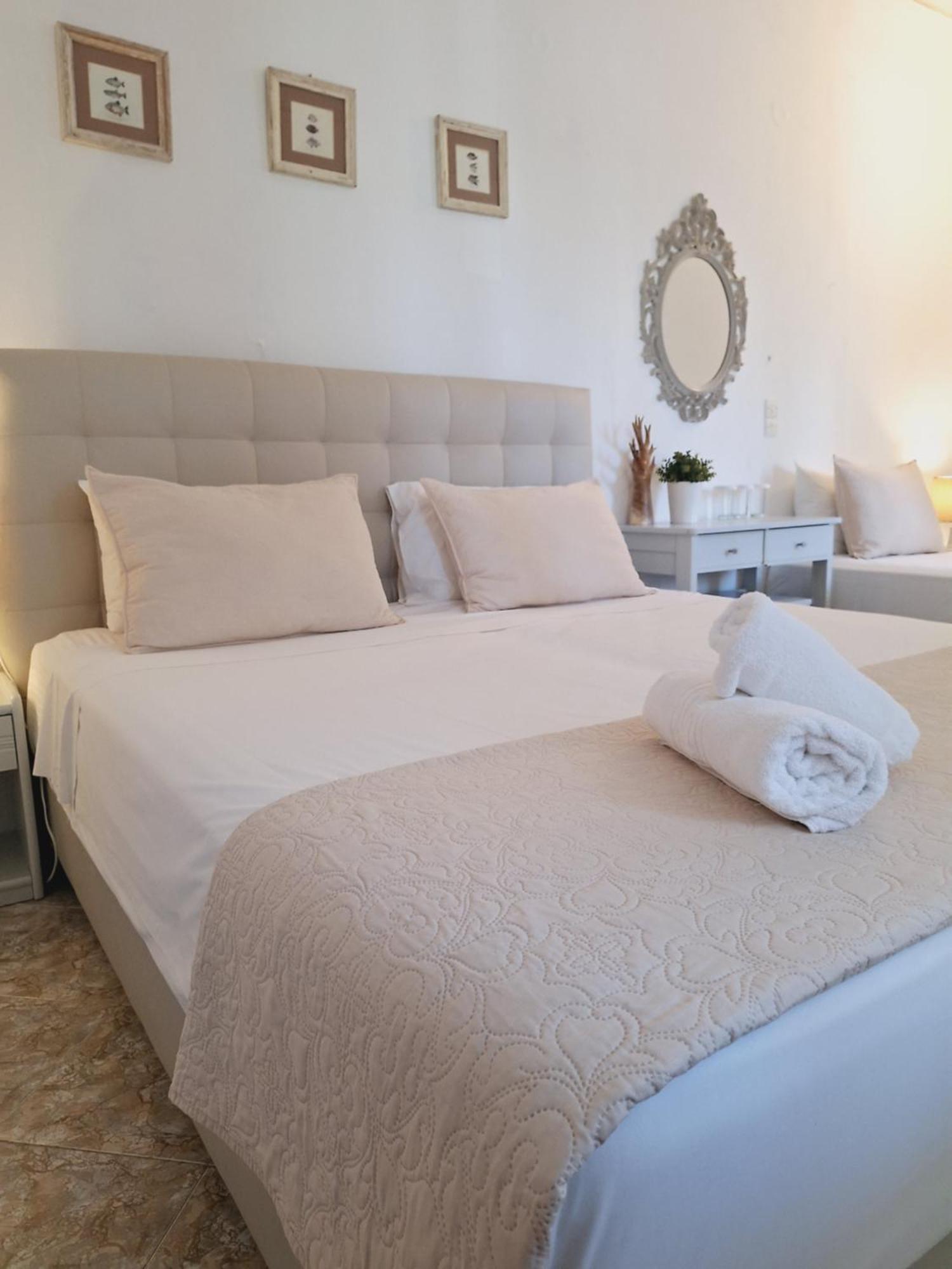 גאליסאס Εvi Evan Hotel מראה חיצוני תמונה